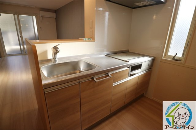 サニーDハウス芝町　イーストのキッチン|パース写真