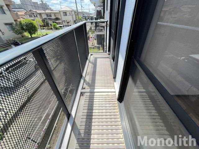 パル今福B棟のバルコニー