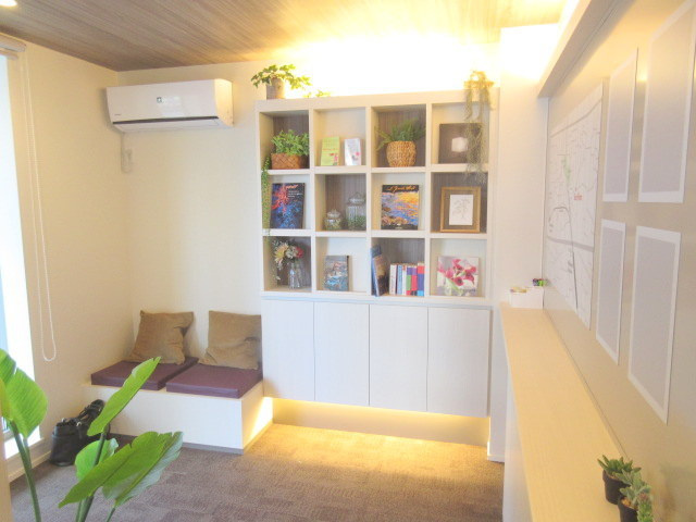 ＮｅｗＳａｆｏｌｅ西新井のロビー|★エントランスには’おかえりラウンジ’雑誌もあります★