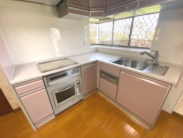 大網白里市永田　中古住宅のキッチン|敷地約98坪 ５DK　JR外房線大網駅徒歩約19分 リビング防音 カーポート2台 ユニットバス