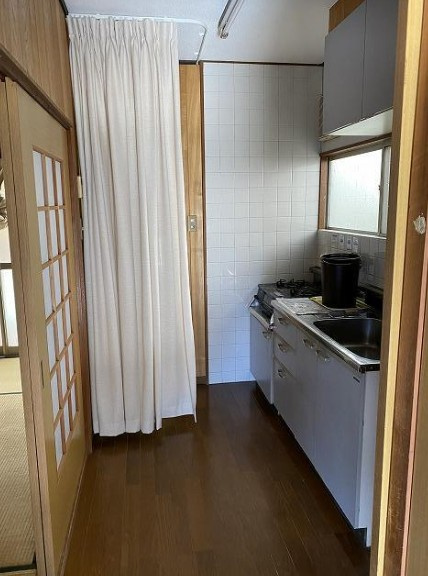 鳴滝藤ノ木町のキッチン|＼見るだけ・聞くだけOK！／
資料請求はオレンジボタンより♪お電話もお気軽におかけください！
