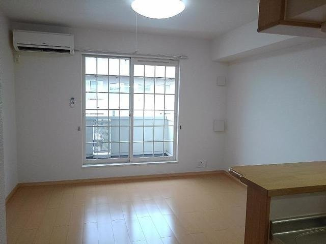 グラン　アウローラⅡの居間・リビング