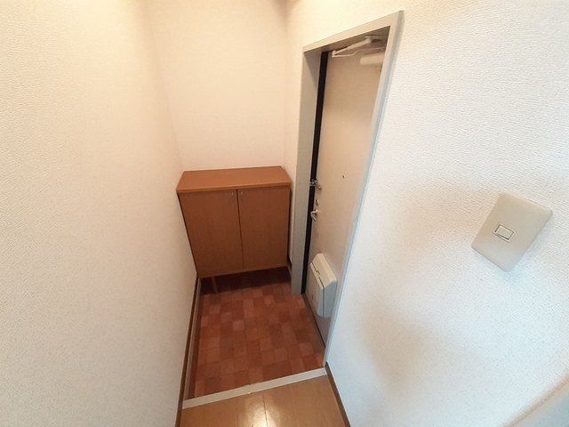 フラッツネオシティーの玄関