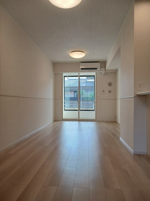 フリーデ　ガーデン　Ⅱの居間・リビング|居室・リビング