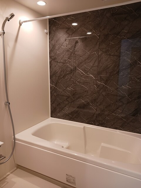 フリーデ　ガーデン　Ⅱの浴室|バス