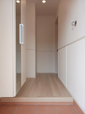 【玄関】 | フリーデ　ガーデン　Ⅰ | 収納