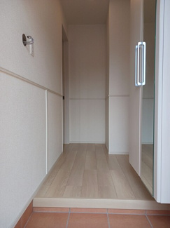 【玄関】 | フリーデ　ガーデン　Ⅰ | 玄関