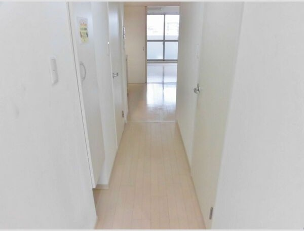 ヴィレッジ蔵人の玄関