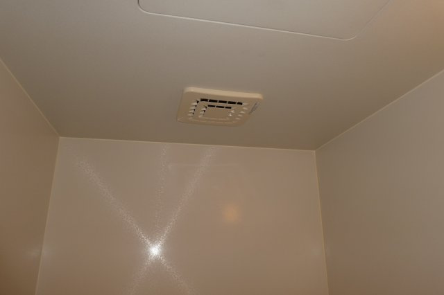 プリムヴェールの浴室|浴室換気扇