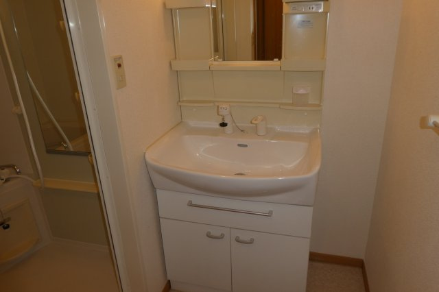 プリムヴェールの独立洗面台|シャンプードレッサー