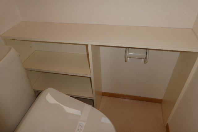 プリムヴェールのトイレ|トイレ棚