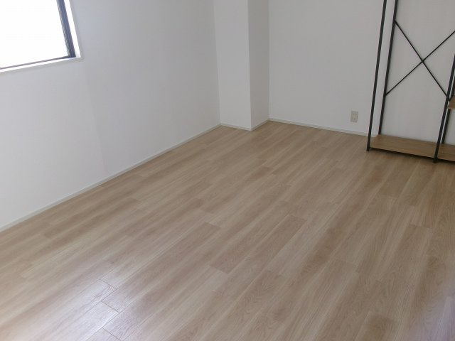 ノーブルハイム樽屋町の洋室