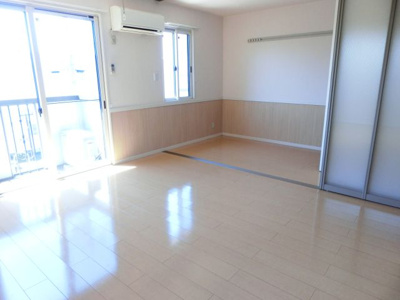 【寝室】 | モナリエ富士見 | ※同タイプの別の部屋の写真です。