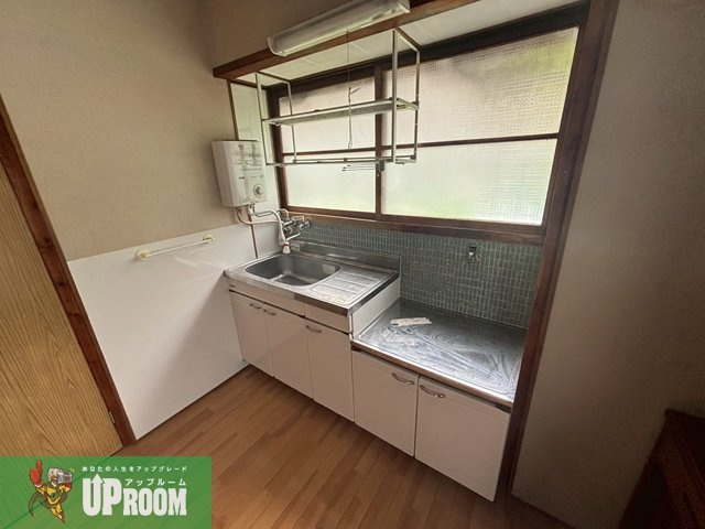 高蔵寺町北２丁目貸家のキッチン