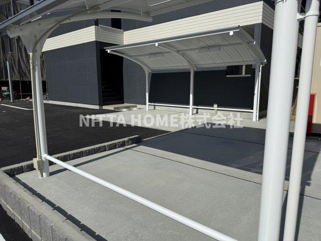 Ａｌｗａｙｓ　蓮のエントランス|屋根付きの駐輪場は無料です☆彡