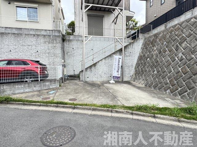 鎌倉市津西１丁目戸建ての前面道路含む現地写真|前面道路含む現地写真です