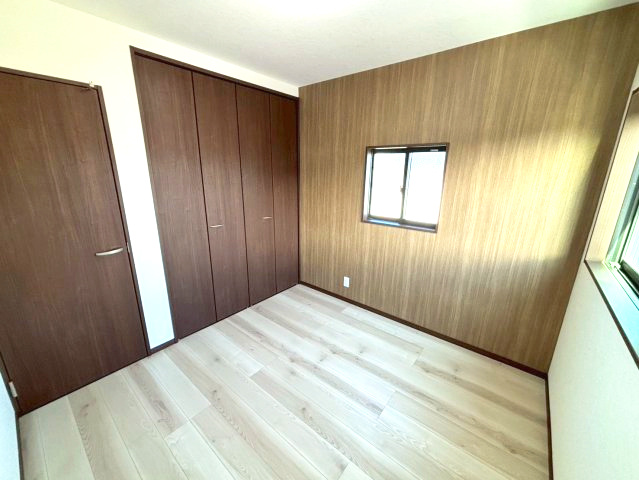 西伊敷4丁目　新築戸建て①の洋室|子供部屋にいかがでしょうか。