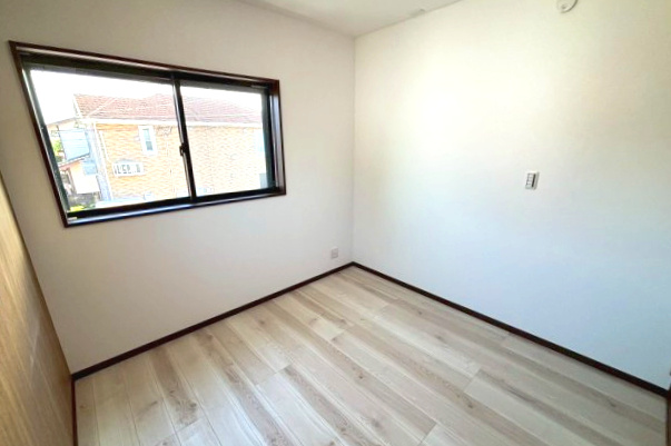 西伊敷4丁目　新築戸建て①の洋室|子供部屋におすすめの洋室です。