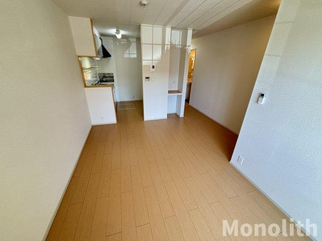 ソレイユ和泉中央の居間・リビング