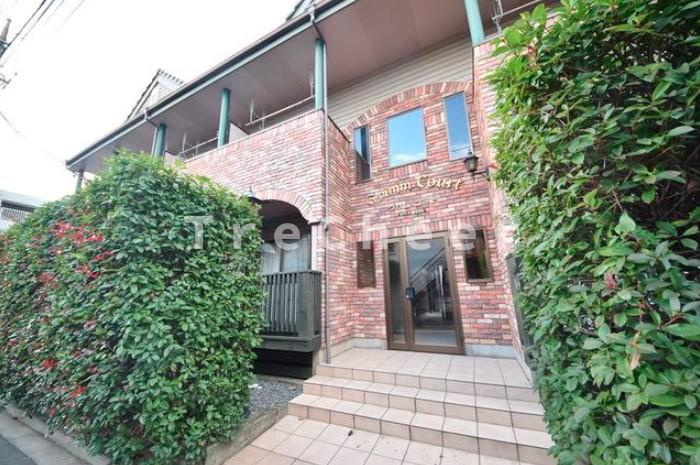 グリムコートのエントランス