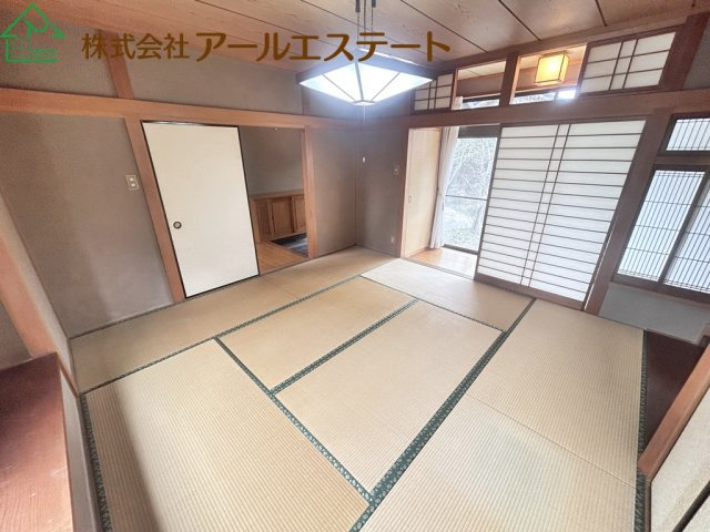 姫路市青山2丁目　　JR「余部駅」徒歩19分の和室
