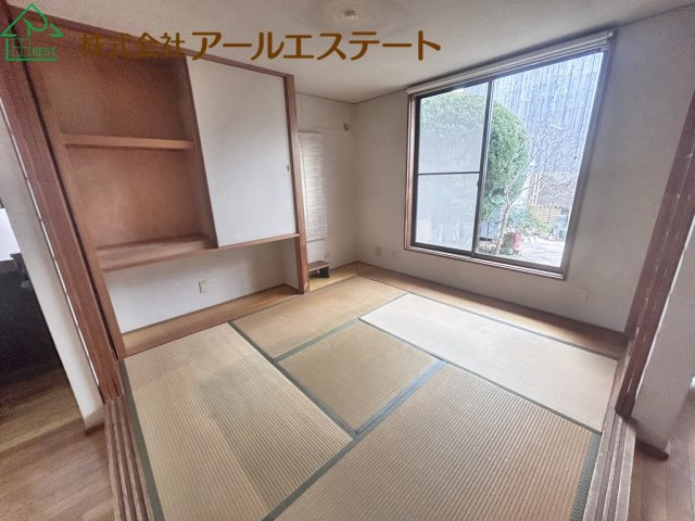 姫路市青山2丁目　　JR「余部駅」徒歩19分の和室
