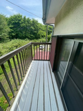 【バルコニー】