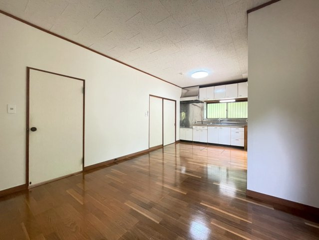 【居間・リビング】