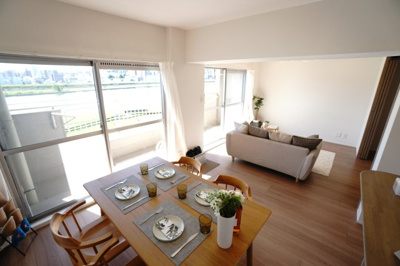 【居間・リビング】 | 【上質リノベ】三滝コーポラス | 室内（2025年7月26日8：00頃）撮影