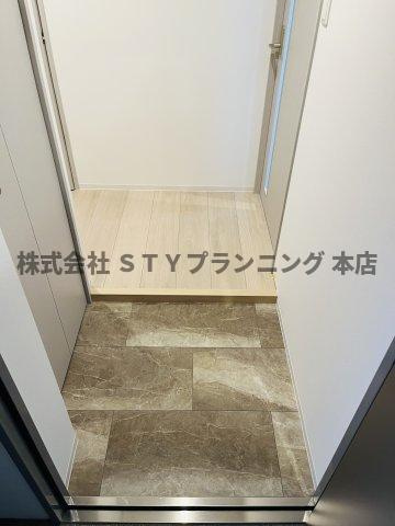 仲介手数料０円！ポルタニグライーストの玄関