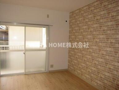 ナビハイム柏原Ⅱの洋室|６帖の洋室です◇