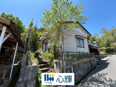 【前面道路含む現地写真】 | 宇部市大字際波中古 2階建