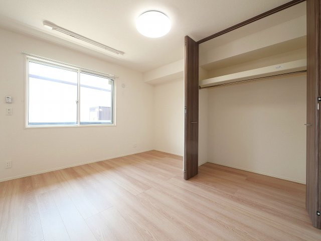 リシェエンファントの洋室|使い勝手のいい洋室です