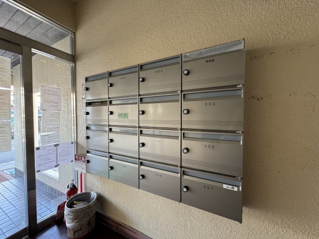 第二町田マンションのロビー