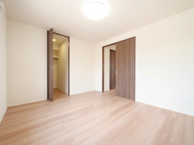 リシェエンファントの寝室|落ち着いて過ごせるお部屋なので、寝室にいかがでしょうか
