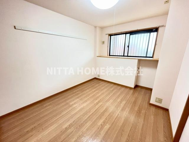 マルベリーの内装|こちらの洋室は5.5帖です☆彡