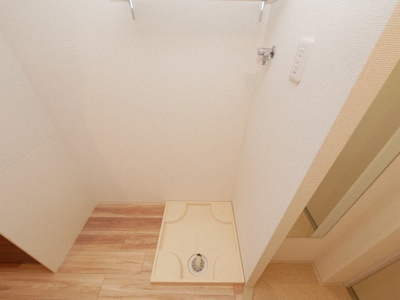 【設備】 | セレニテ福島プリエ | 洗濯機置き場です