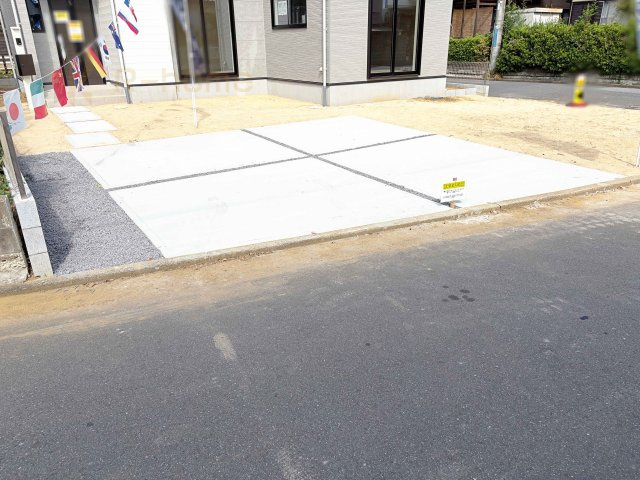 取手市西11期　新築戸建て　1号棟の駐車場|カースペースは2台お停めいただけます♪
