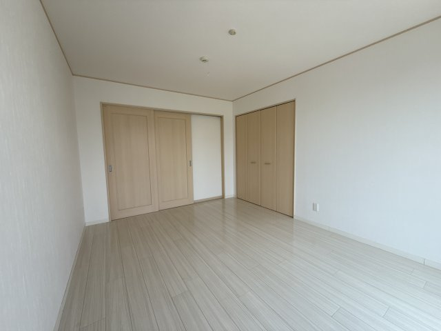 フレシールメゾンＡ棟の居間・リビング