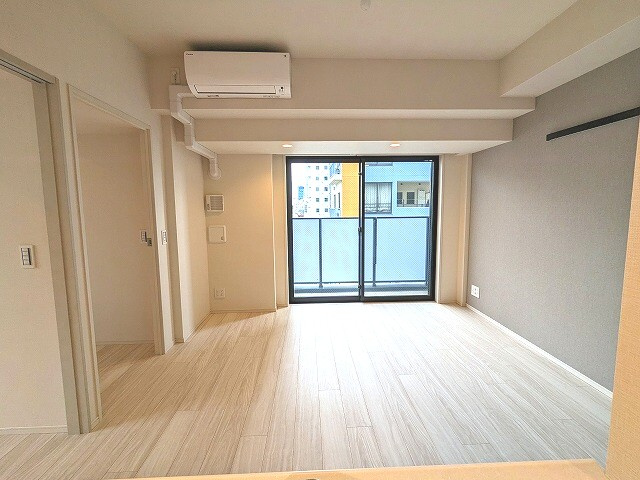 プライムアーバン浅草田原町の居間・リビング
