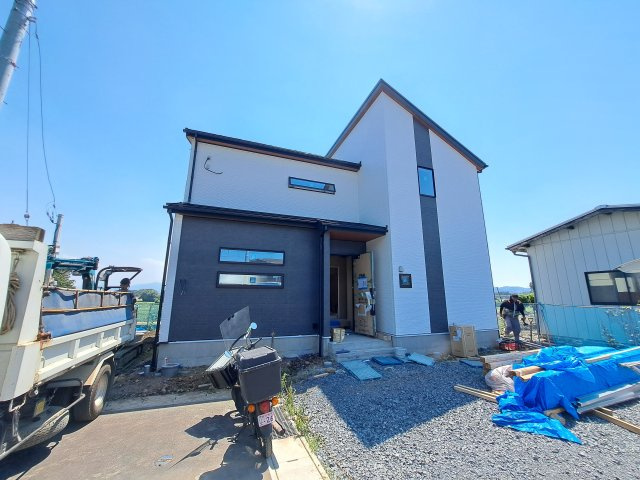 新築　高崎市倉賀野町　3号棟の外観|現地写真　2025年8月完成予定！類似物件のご内覧等、お気軽にお問合せください♪　