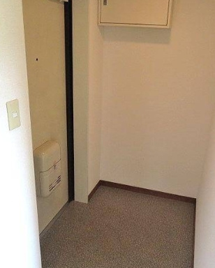 ふじマンションの玄関