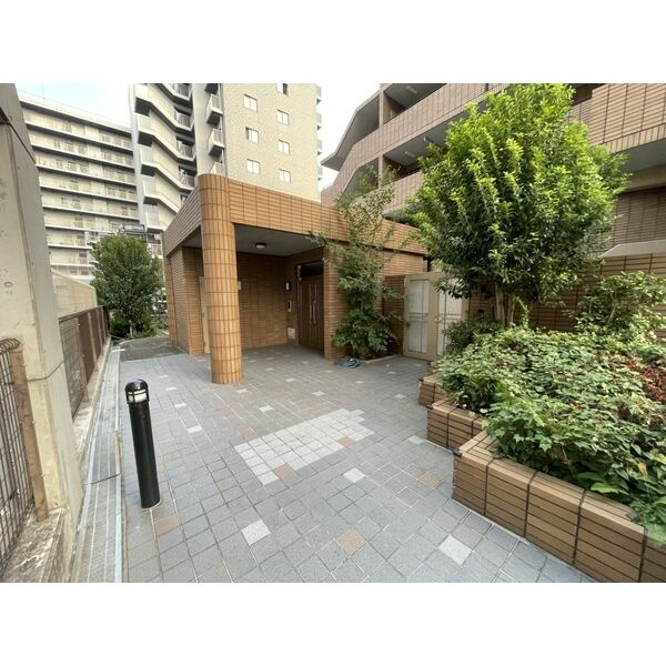 ふじマンションのエントランス