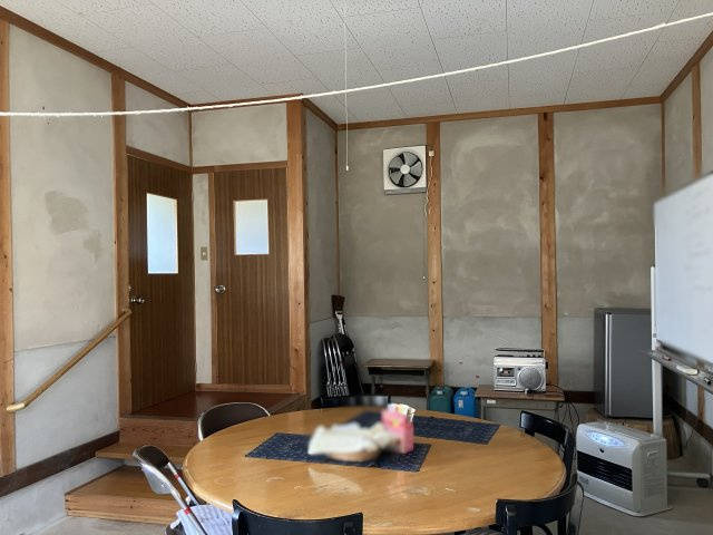 日野郡日南町笠木　中古住宅のその他|離れの内部（１階台所スペース）