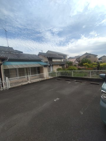 サンティパーク・トキワの駐車場