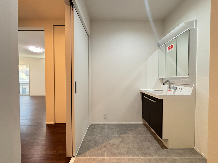 【居間・リビング】の画像