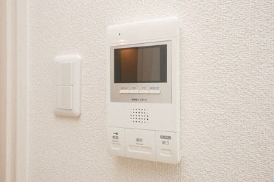 【セキュリティ】 | LINK GALAXY | モニター付きインターフォンです