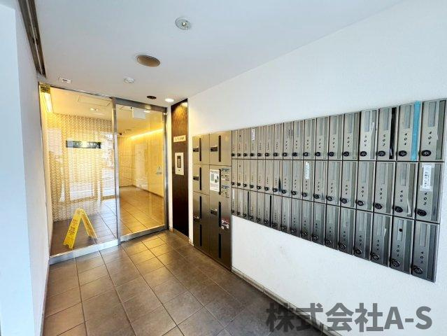 ミュプレ矢場町のロビー