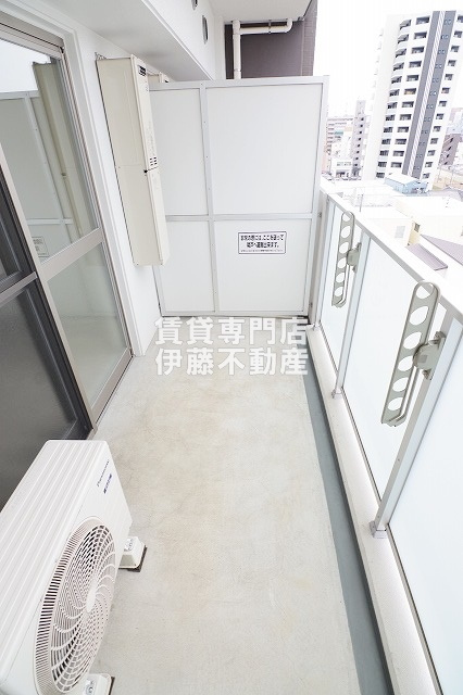 リヴシティ浅間町のバルコニー