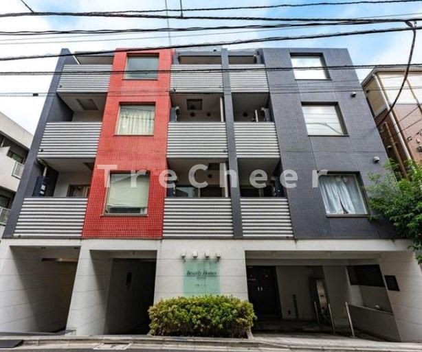 ビバリーホームズ町屋の外観